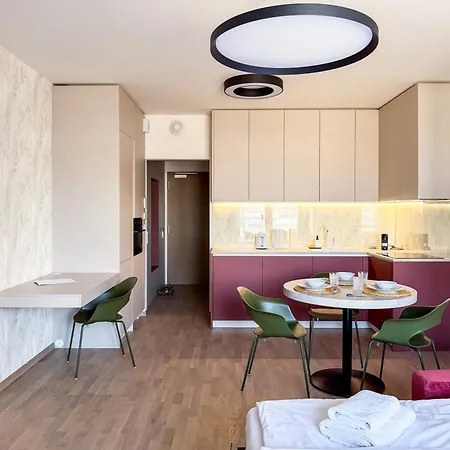 Design Metropolis, Ac, Free Parking