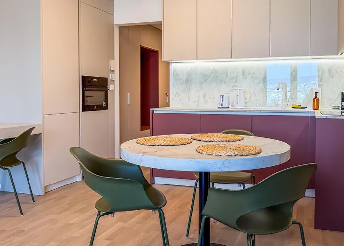 Appartement Design Metropolis, Ac, Free Parking