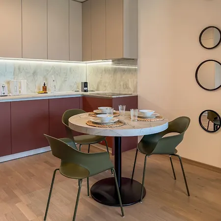 Design Metropolis, Ac, Free Parking Apartment *